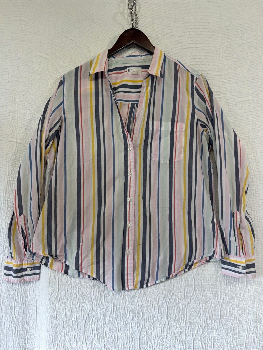 Gap The Perfect Shirt Womens Large Cotton Multi Striped Cotton Button Up L HOLE
